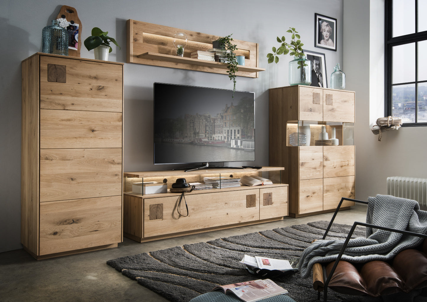 TPT Davos TV Lowboard Wildeiche massiv natur/blanco geölt, inkl. Beleuchtung B/H/T 170 x 56 x 44 cm