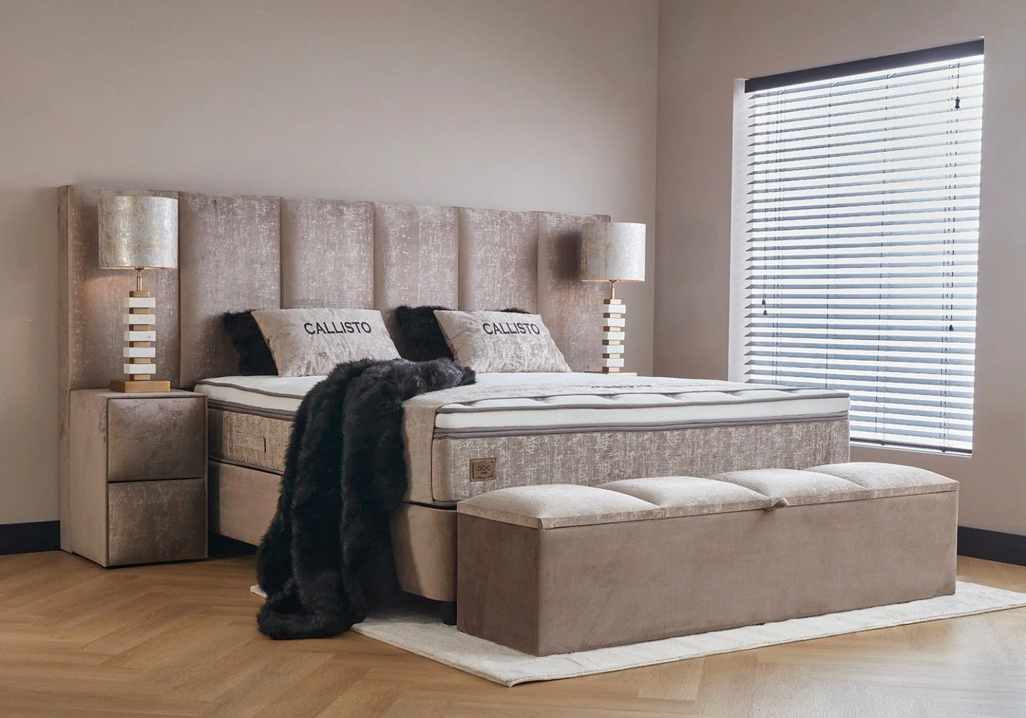 Boxspringbett Callisto Beige Voll-orthopädisches Komfortbett mit Bettkasten, Stauraum, inkl. kostenlose Lieferung und Montage