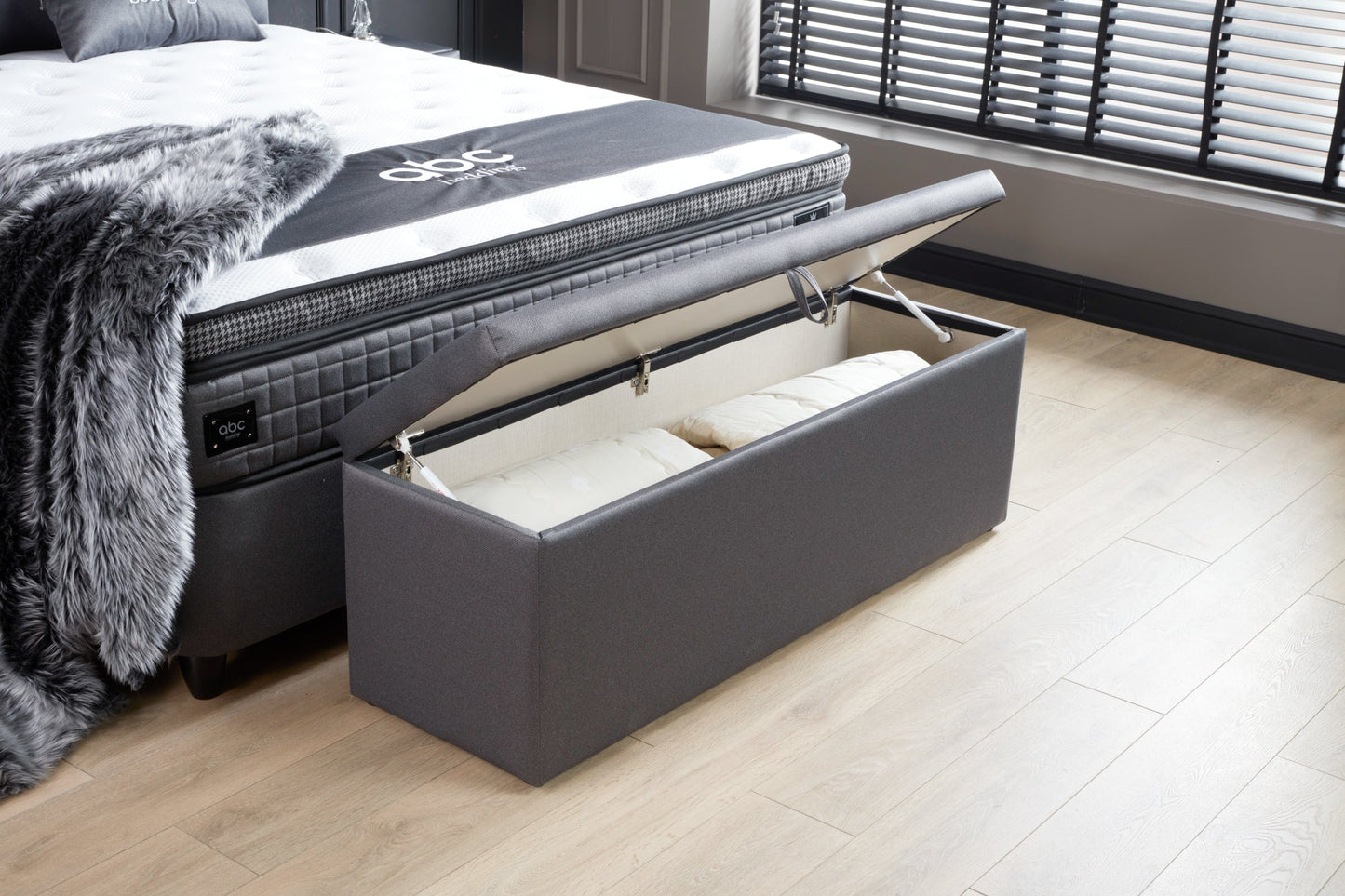 Boxspringbett Hamilton Anthrazit Voll-orthopädisches Komfortbett mit Bettkasten, Stauraum, inkl. kostenlose Lieferung und Montage
