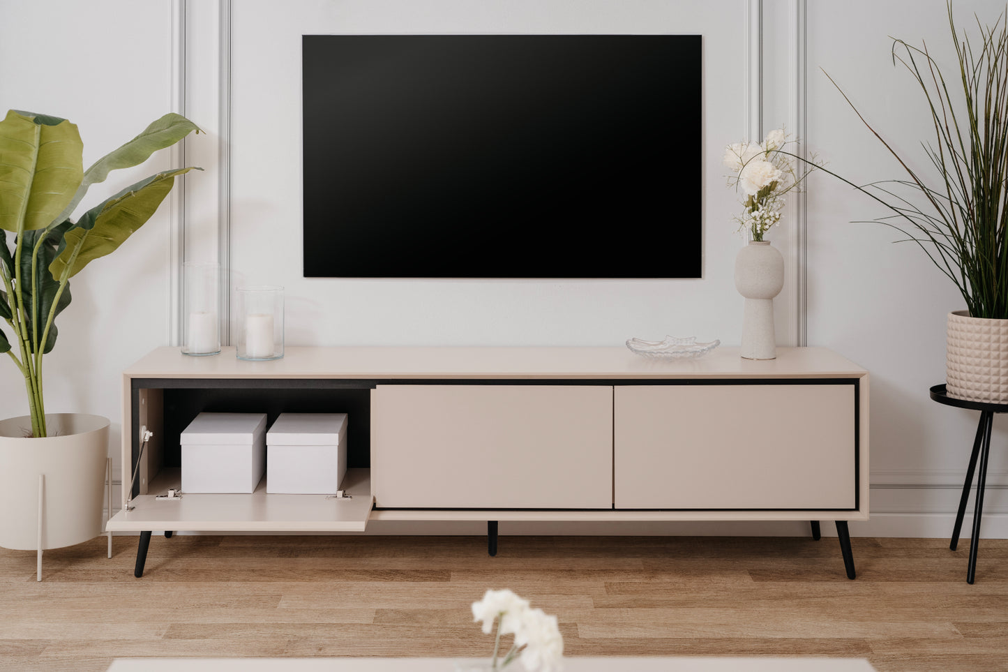 Finori TV Lowboard Arona Sand/Schwarz ca. B/H/T 175 x 50 x 38 cm