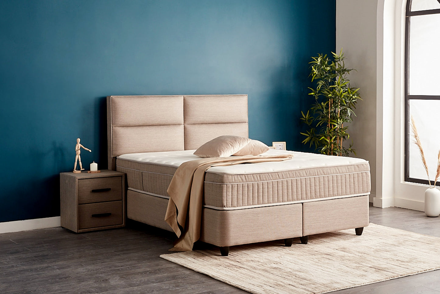 Boxspringbett Senna Beige/Braun Voll-orthopädisches Komfortbett mit Bettkasten, Stauraum, inkl. kostenlose Lieferung und Montage