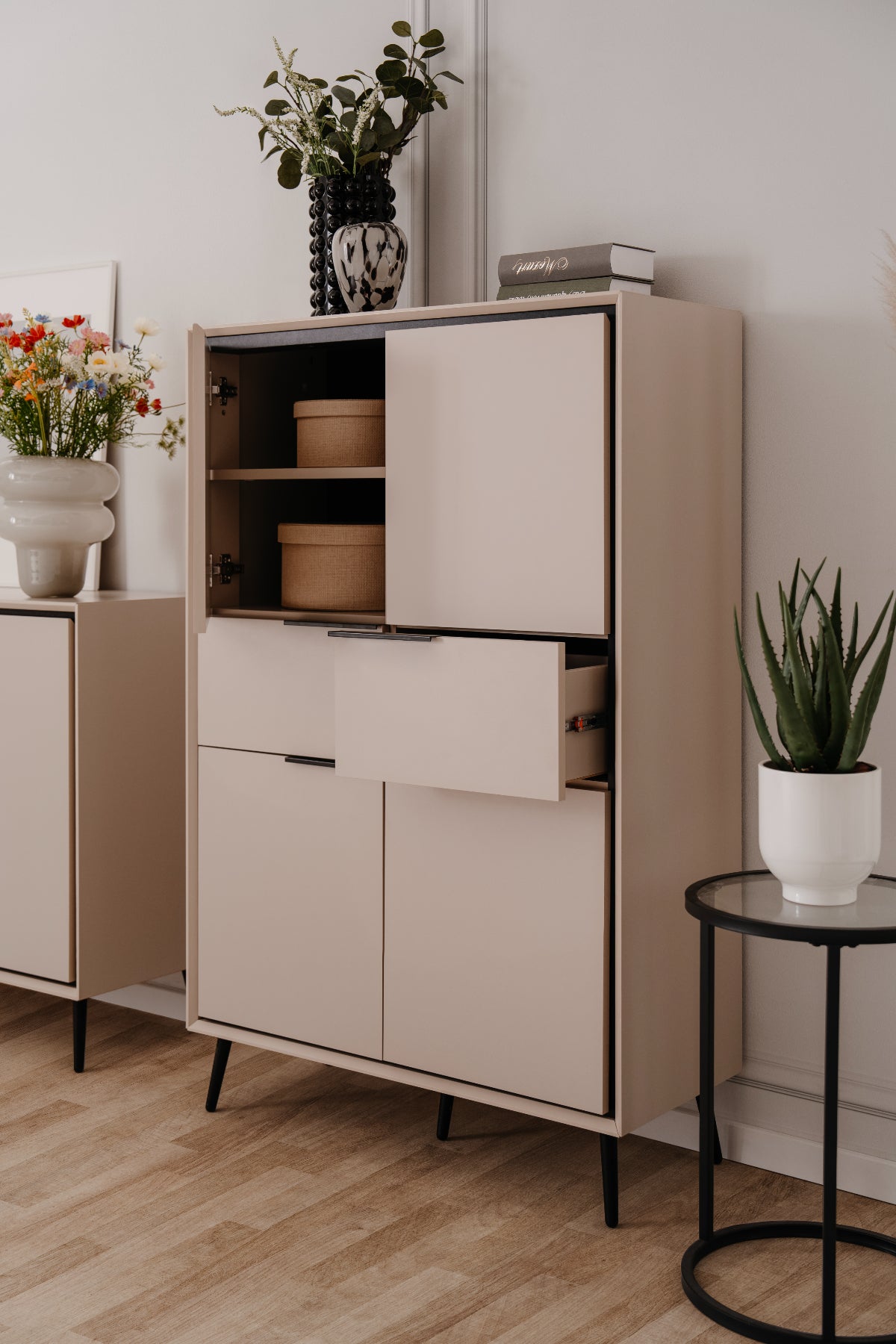 Finori Highboard mit Schubladen Arona Sand/Schwarz ca. B/H/T 90 x 140 x 38 cm