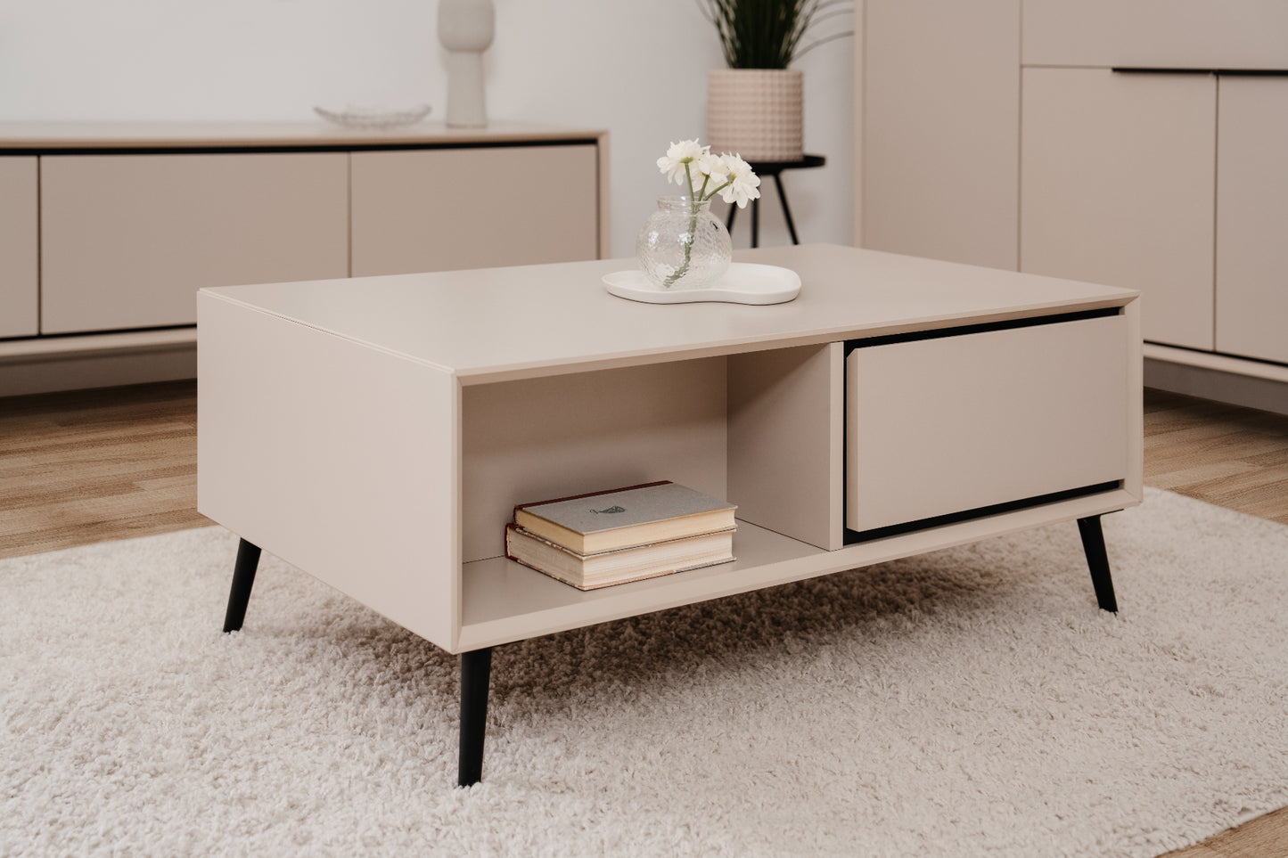 Finori Couchtisch Sand/Schwarz ca. B/H/T 94 x 40 x 55 cm