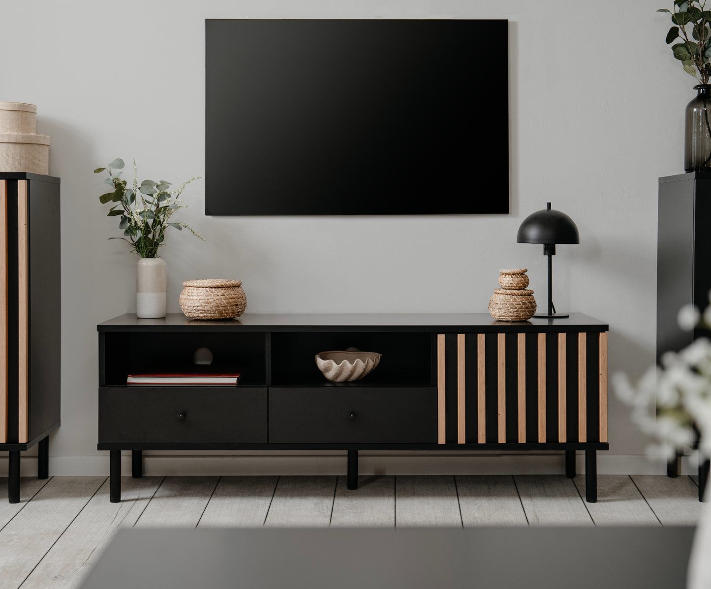 Wohnzimmer-Set Finori Monza Schwarz/Artisan-Oak mit Lamelenelemente 4-teilig