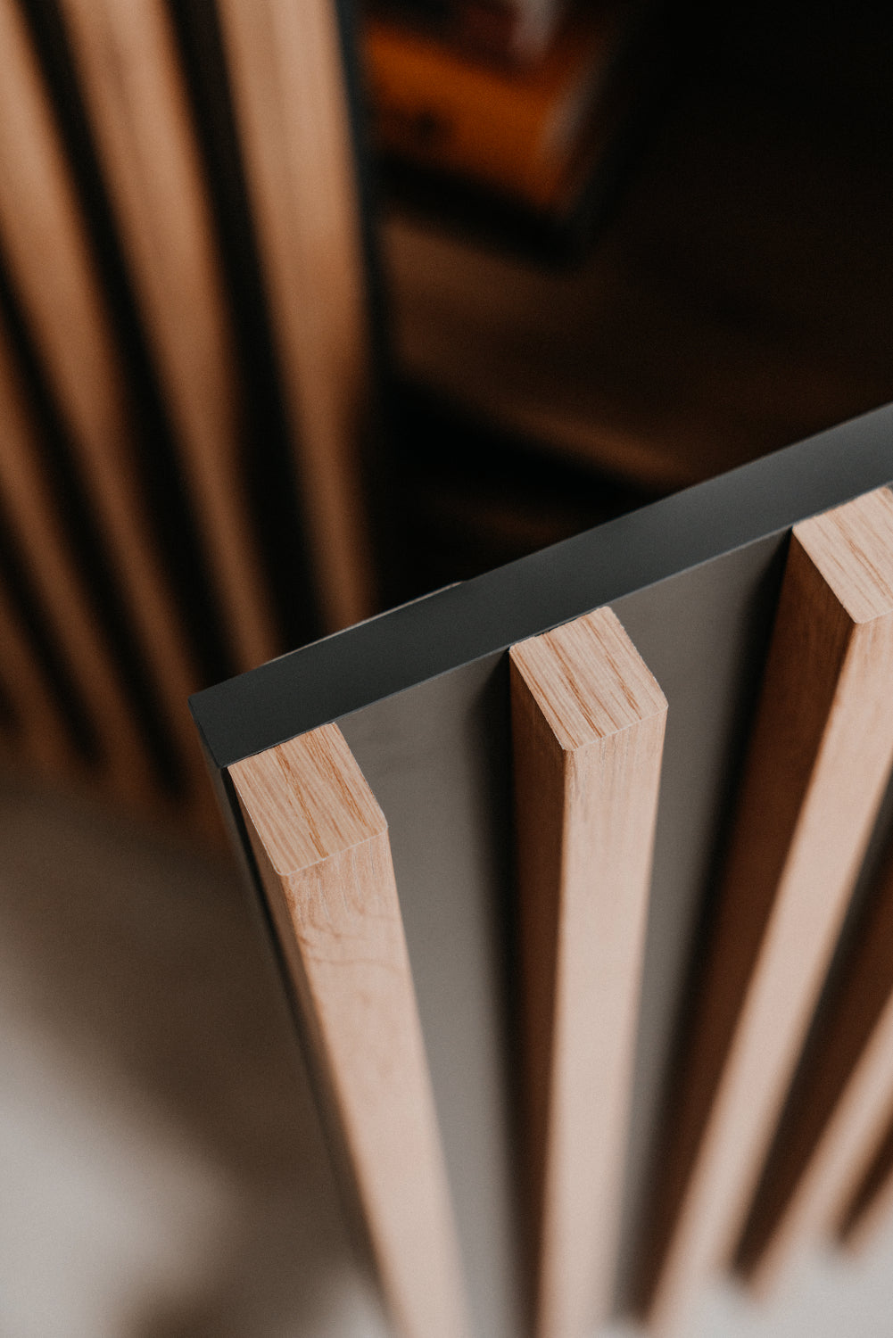 Finori Kommode Medan 01 D Artisan-Oak/Anthrazit mit Lamelenelementen ca. B/H/T 80 x 85 x 40 cm