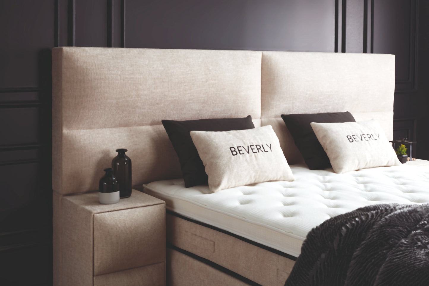 Boxspringbett Beverly Beige Voll-orthopädisches Komfortbett mit Bettkasten, Stauraum, inkl. kostenlose Lieferung und Montage
