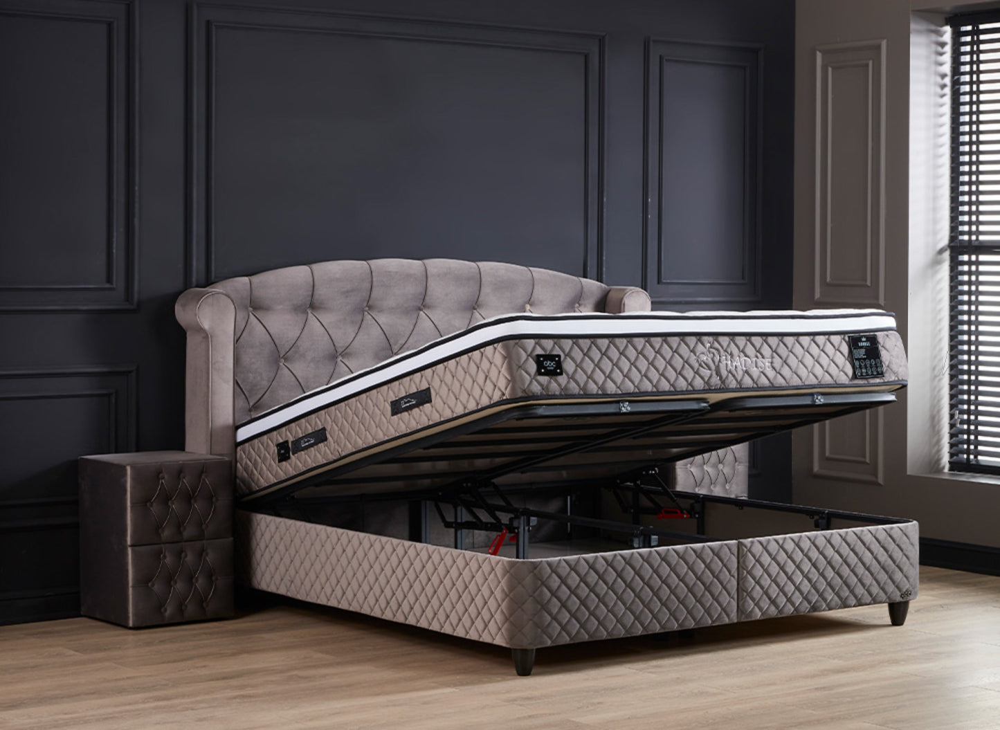 Boxspringbett Hadise Grau mit Bettkasten Breite 160-180 x 200 cm