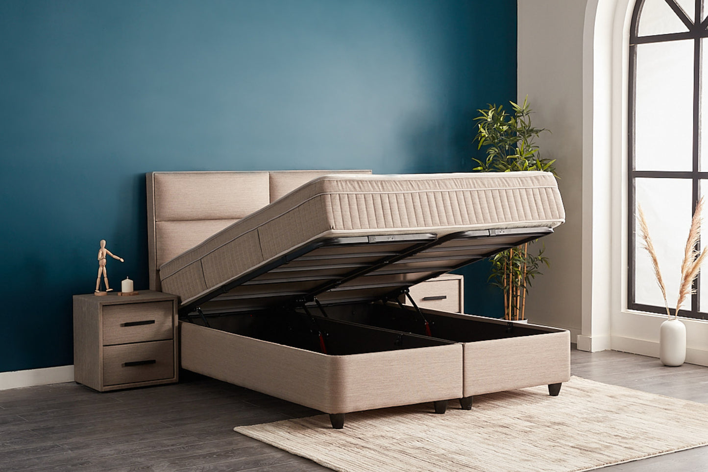 Boxspringbett Senna Beige/Braun Voll-orthopädisches Komfortbett mit Bettkasten, Stauraum, inkl. kostenlose Lieferung und Montage