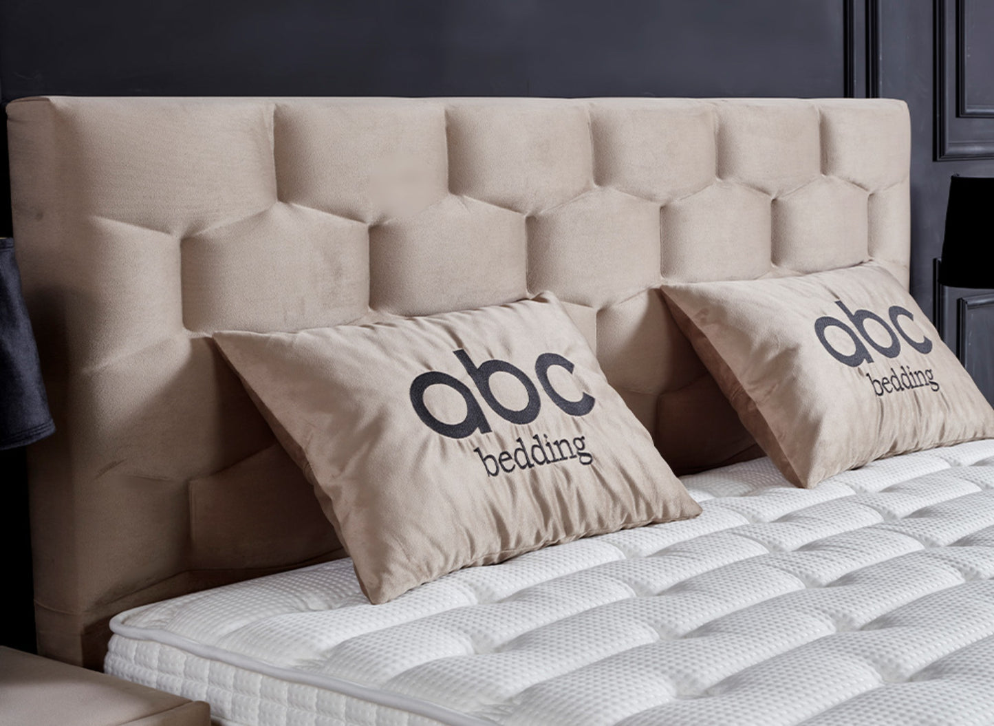 Boxspringbett Palermo Beige Voll-orthopädisches Komfortbett mit Bettkasten, Stauraum, inkl. kostenlose Lieferung und Montage