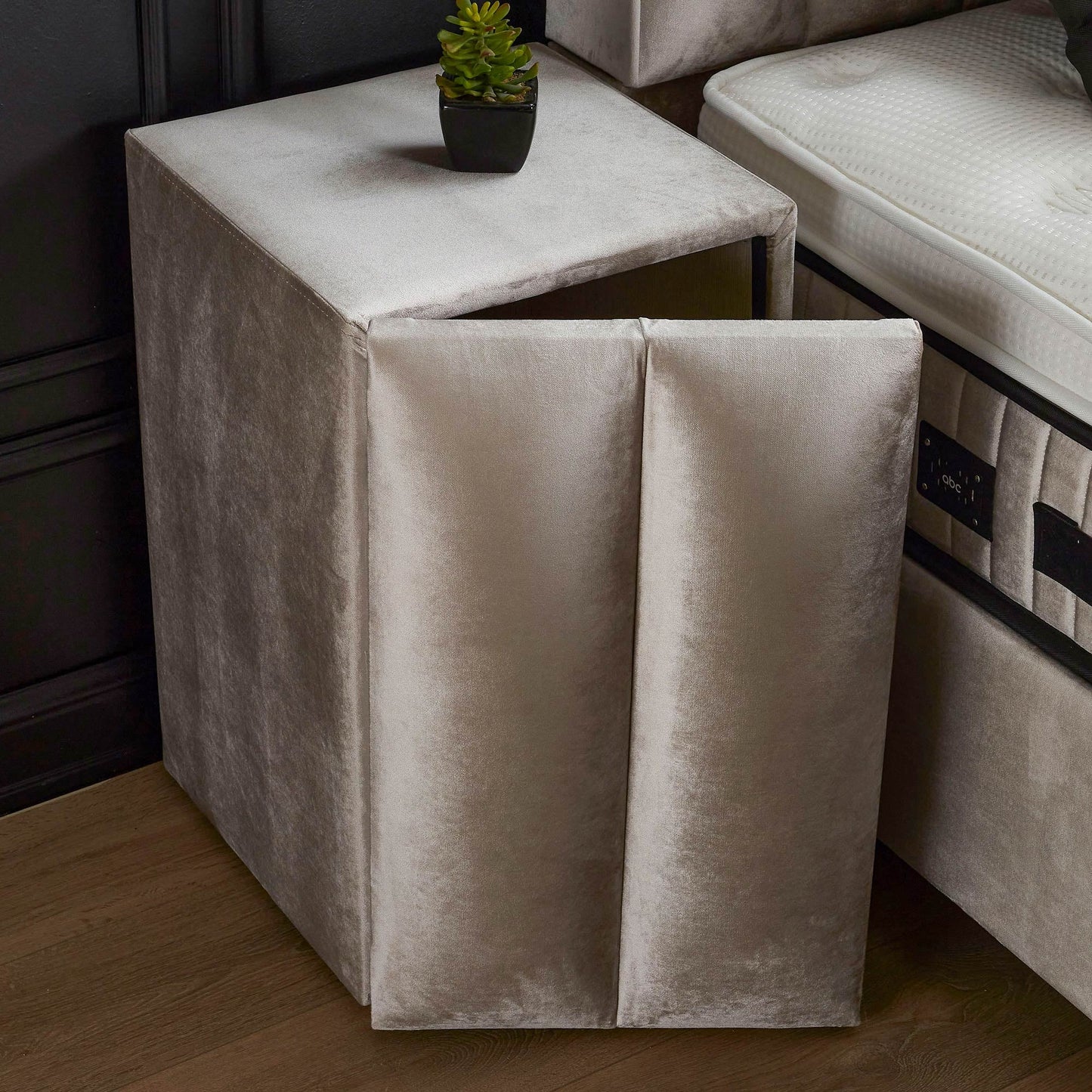 Boxspringbett Daytona Beige Voll-orthopädisches Komfortbett mit Bettkasten, Stauraum, inkl. kostenlose Lieferung und Montage