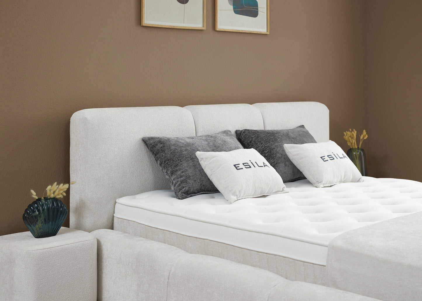 Boxspringbett Esila Cremeweiß Voll-orthopädisches Komfortbett mit Bettkasten, Stauraum, inkl. kostenlose Lieferung und Montage