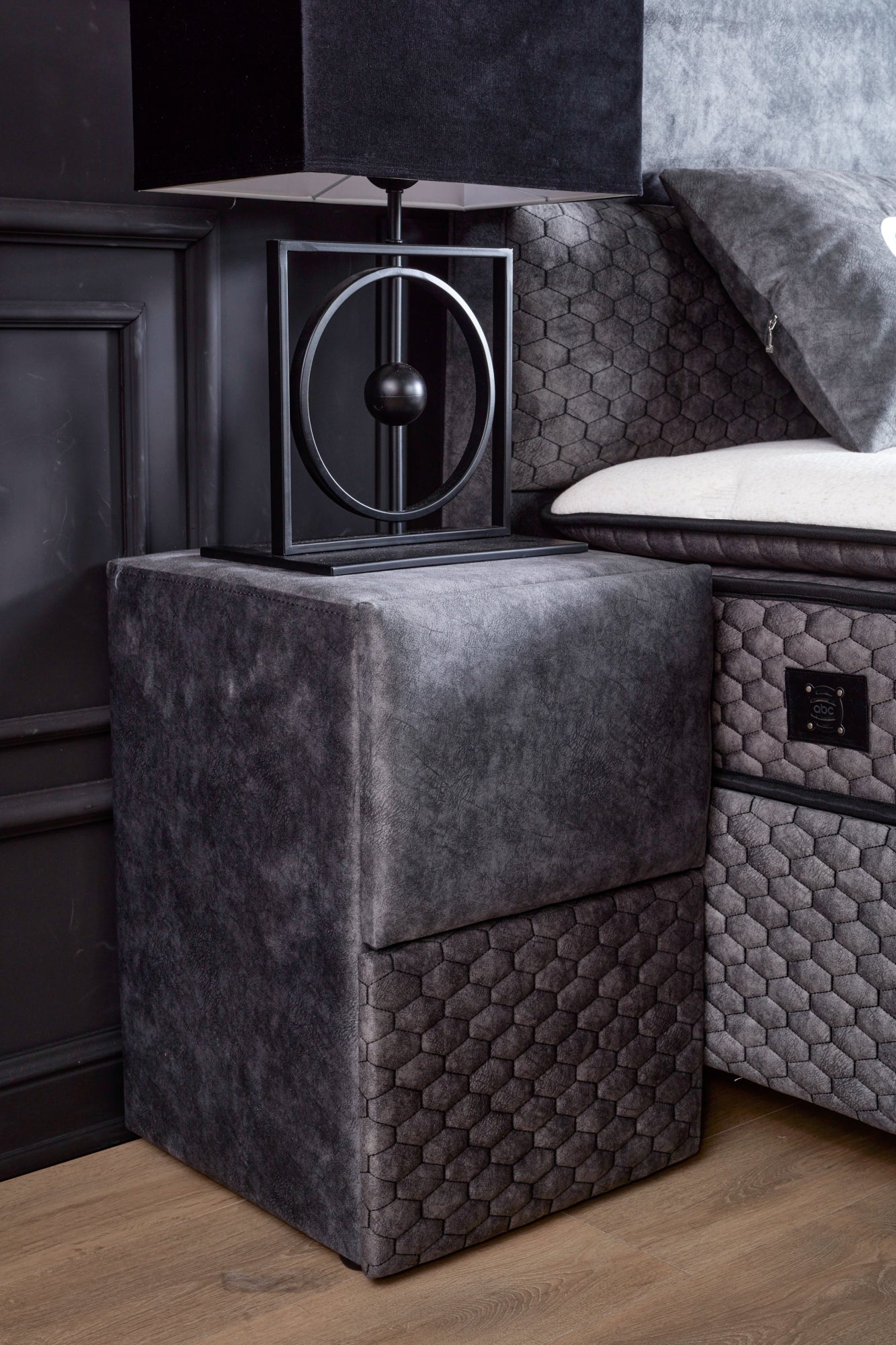 Boxspringbett Babylon Dunkelgrau/Anthrazit Voll-orthopädisches Komfortbett mit Bettkasten, Stauraum, inkl. kostenlose Lieferung und Montage