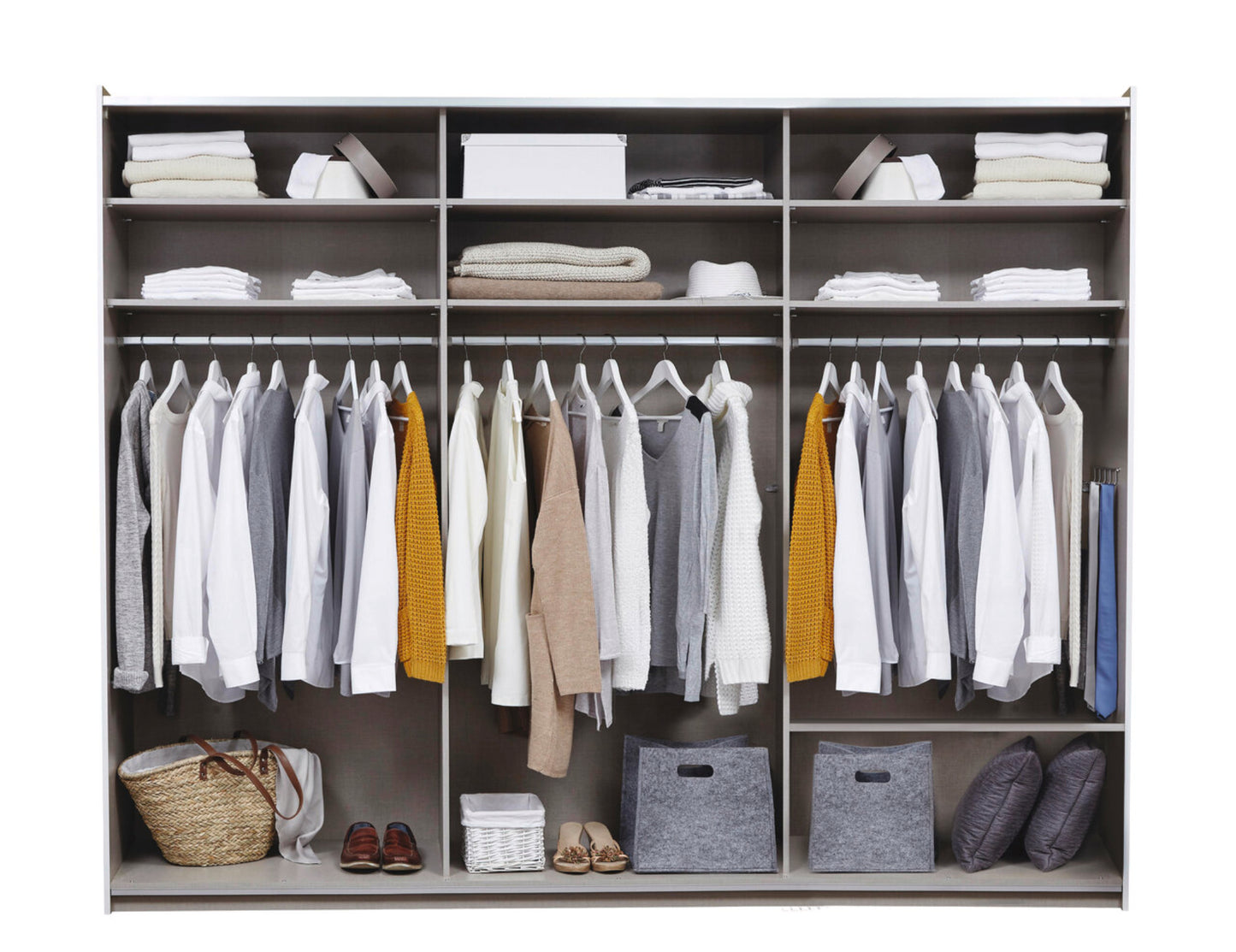 Schwebetürenschrank Korbach 2-türig mit Teilspiegelfront B/H/T 261 x 210 x 59 cm, Zubehör Classic
