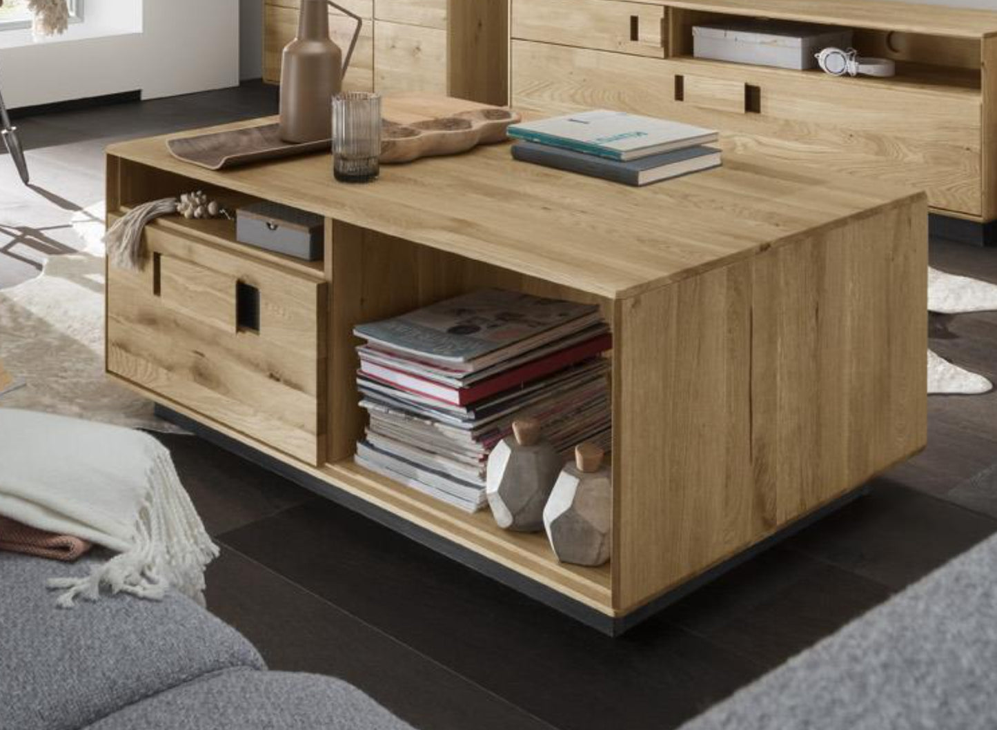TPT Arosa Couchtisch Wildeiche/Eiche massiv Breite 113 cm x H 45 cm