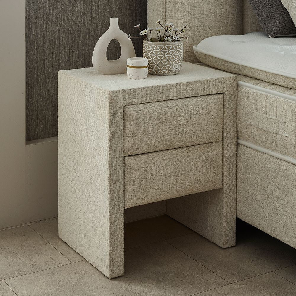 Boxspringbett Davina Beige Voll-orthopädisches Komfortbett mit Bettkasten, Stauraum, inkl. kostenlose Lieferung und Montage