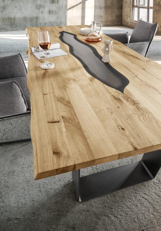 Infantil Lia Esstisch Eiche massiv mit Baumkant und Epoxidharz mit 4-Gestellformen Breite 200 x 100 x 4 cm