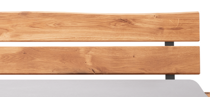 TPT Balkenbett 820-II-III mit Holzkopfteil, Wildeiche massiv natur geölt Breite 140-200 x 200 cm